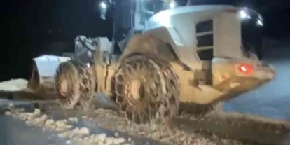 Muş’ta kar yağışı 250 köy yolunu ulaşıma kapattı