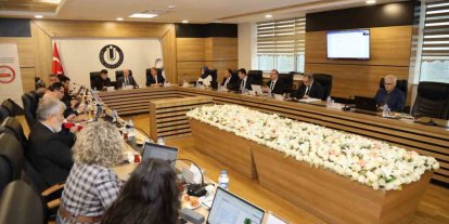 Rektör Hacımüftüoğlu, ÜAK yönetim kurulu toplantısına katıldı