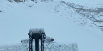 Hakkari’de 96 köy ve 205 mezra yolu ulaşıma kapandı