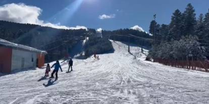 Sarıkamış Kayak Merkezi’nde Hafta Sonu Yoğunluğu