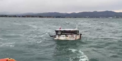 Tekkeköy açıklarında sürüklenen tekne kurtarıldı