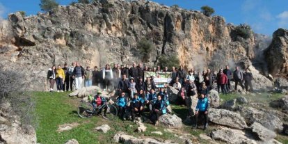 Buharkentliler ‘doğa ve tarih’ için yürüdü