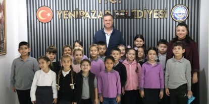 Başkan Ercan minik öğrencileri belediyede ağırladı