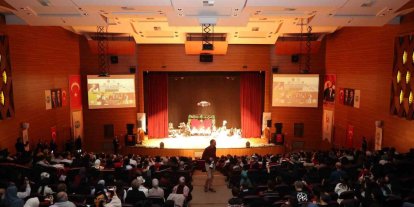 Cengiz Aytmatov’a Talas’ta görkemli anma