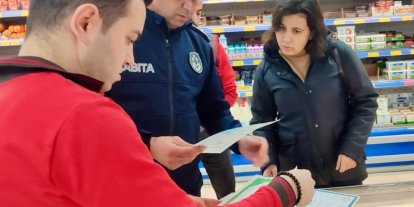Çine’de zincir marketler denetlendi