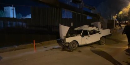 Kontrolden çıkan Tofaş inşaat sahasına uçtu