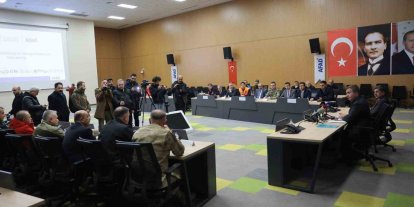 Erzincan’da kış ve yılbaşı tedbirleri masaya yatırıldı