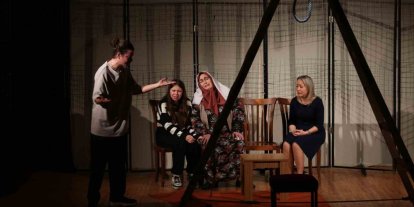 Nazilli HEM tiyatro ekibinin oyunu beğenildi