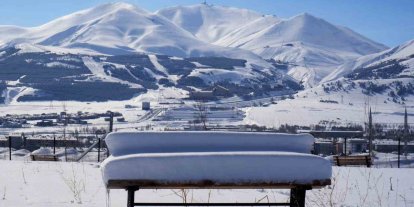 Palandöken’da kar kalınlığı 2 metreyi aştı