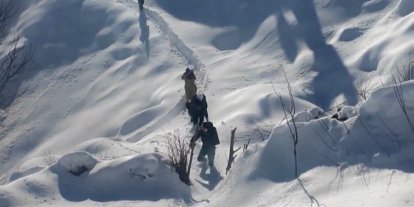Diyarbakır’da rahatsızlığı bulunan vatandaş, jandarma helikopteriyle hastaneye sevk edildi