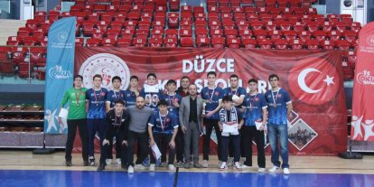 Genç erkekler futsal heyecanı sona erdi