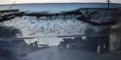 18 kişinin yaralandığı kazada yolcu minibüsünün devrildiği anlar kamerada