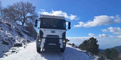 Aydın Büyükşehir Belediyesi’nden Paşa Yaylası’nda tuzlama çalışması