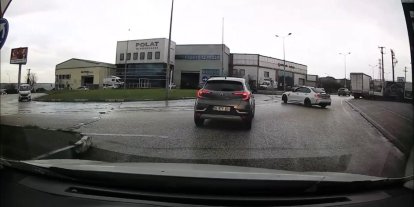 Bursa’da cadde ortasında driftin bedeli 58 bin lira oldu