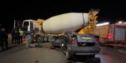 Otomobil beton mikserine çarptı: 1 yaralı