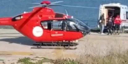 Avşa Adası’nda rahatsızlanan vatandaş ambulans helikopterle sevk edildi