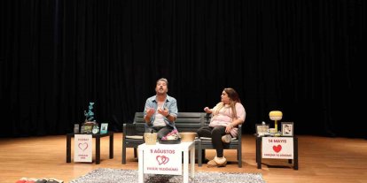 "Ruh Öküzüm" oyunu sanatseverlerden yoğun ilgi gördü