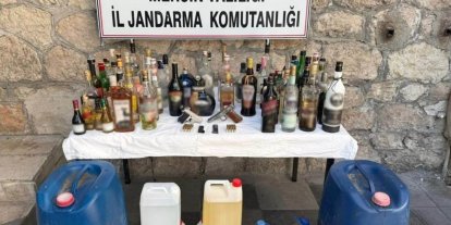 Mersin’de 400 litre sahte içki ele geçirildi