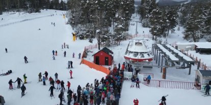 Sarıkamış’ta "Kristal" heyecan: Kayak sezonu zirve yapıyor