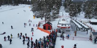 Sarıkamış'ta "Kristal" heyecan: Kayak sezonu zirve yapıyor