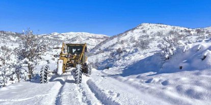 Bingöl’de 192 köy yolunda çalışmalar sürüyor