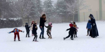 Refahiye’de eğitime kar engeli