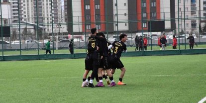 Kayseri Ülküspor lideri devirdi