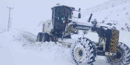 Elazığ’da 323 köy yolu ulaşıma kapandı