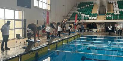 Kars'ta, Yıldızlar Yüzme İl Seçmeleri Tamamlandı