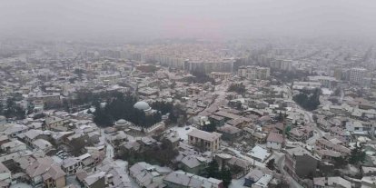 Beyaza sürünen Eskişehir’de kar bereketi