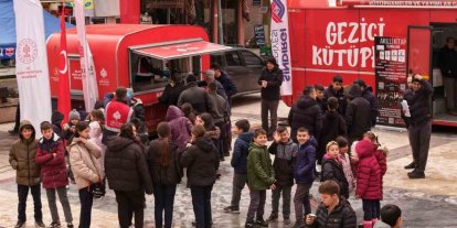 Çanakkale Savaşları Mobil Müzesi Sındırgı’da yoğun ilgi gördü