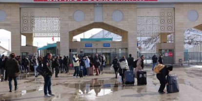 İranlı turistler ölü sayısının resmi rakamların üzerinde olabileceğini söyledi