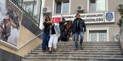 Bakırköy’de 2 kadın girdiği iki farklı evden 1 milyon TL’yi bulan ziynet eşyaları çaldı