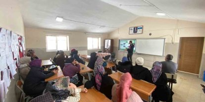 Akyaka’da annelere narkotik eğitimi