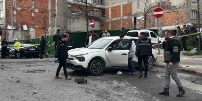 Kağıthane’de kanlı saldırı: Park halindeki araca kurşun yağdırdılar