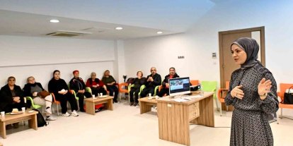 Parkinson Akademi üyelerine yaşam tarzı eğitimi