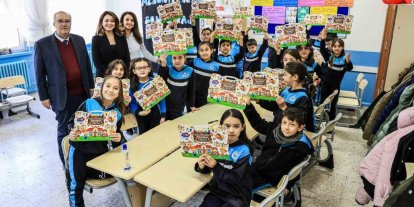 Başkan Arslan öğrencilerin karne sevincine ortak oldu