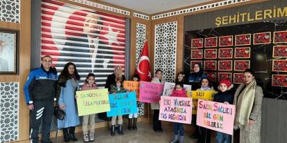 Kars'ta, Minik misafirlerden Emniyete anlamlı ziyaret