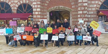 Öğrencilerden "Türkiye Selamlaşıyor" projesi kapsamında anlamlı ziyaret