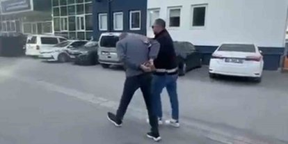 İskenderun’da çeşitli suçlardan aranan 2 şahıs tutuklandı