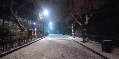 İstanbul’da kar manzaraları: Çamlıca Tepesi beyaza büründü