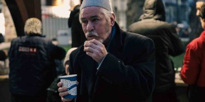 Büyükşehir’den vatandaşa sıcak çorba ikramı