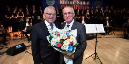 Başkan Büyükkılıç: ""Kültür olmadan olmaz, sanat olmadan olmaz"