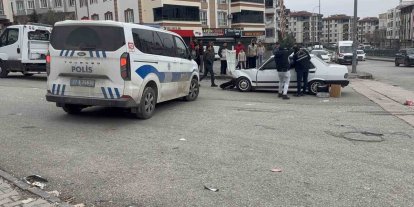 Kaza sonrası savrulan otomobil 4 yaşındaki çocuğa çarptı