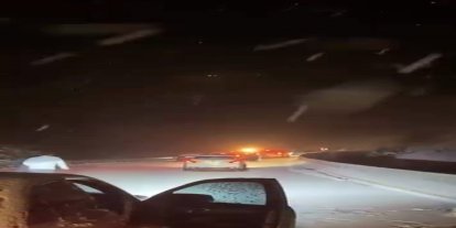 Oylat Kaplıcaları’nda 20 araç yolda mahsur kaldı