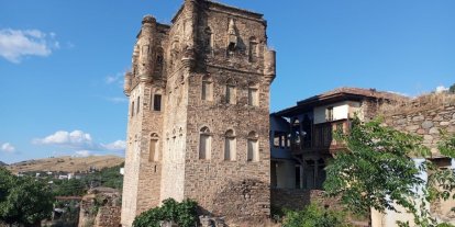 Başkan Alıcık, Arpaz Kulesi’ne dikkat çekti