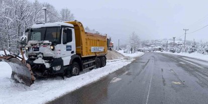 İzmit-Kandıra yolunda kar mesaisi