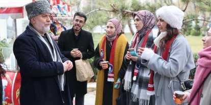 EĞİTİM-BİR-SEN’den ek atama bekleyen öğretmen adaylarının eylemine destek