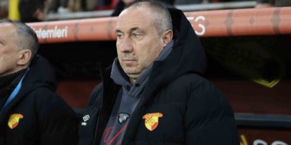 Stanimir Stoilov: "İki oyuncumuzun cezalı duruma düşmesi üzücü"