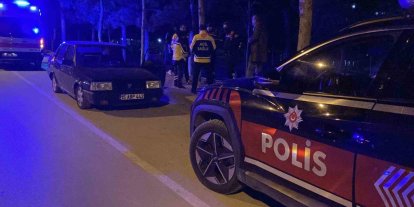 Burdur’da 17 yaşındaki gençlerin kavgası kanlı bitti: 2 yaralı